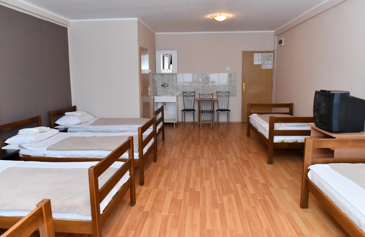 Hostel Milkaza Novi Sad Exterior photo